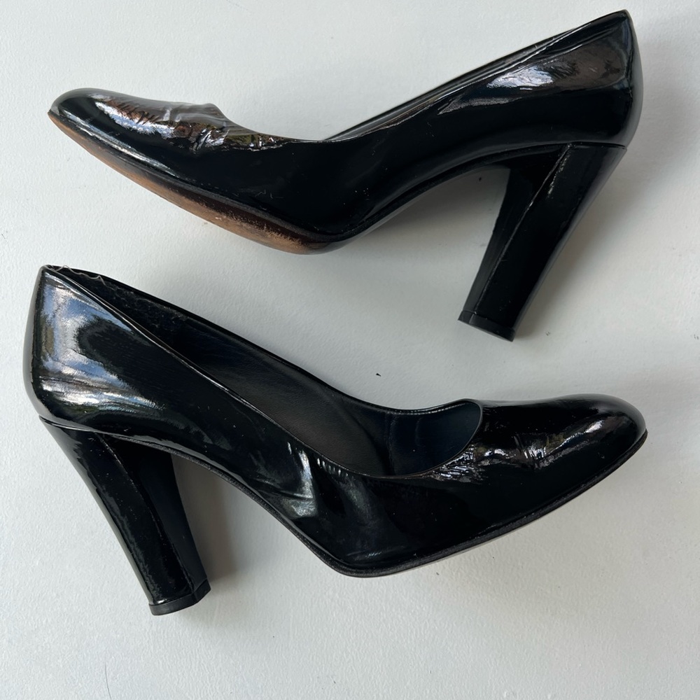 Stuart Weitzman Black Patent pumps size 8